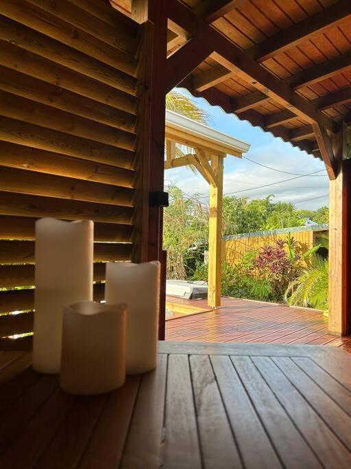 Bungalow Avec Jacuzzi Privatif Villa Sainte-Rose Eksteriør bilde